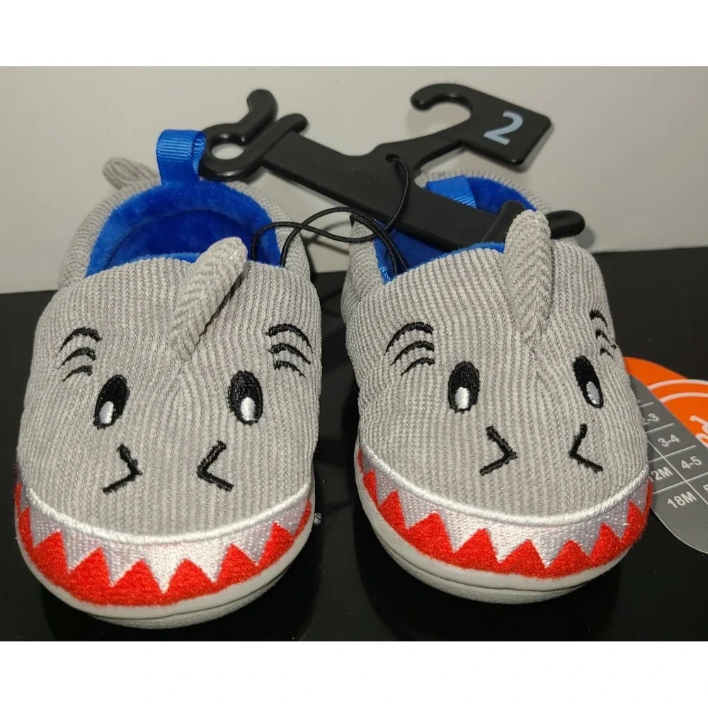 NWT Wonder Nation Gray SHARK Cord Slippers BABY SIZE 2 (3 mo) House Shoes UNISEX